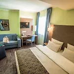 Citycentre, Sure Collection By Western Hotel Ratisbona