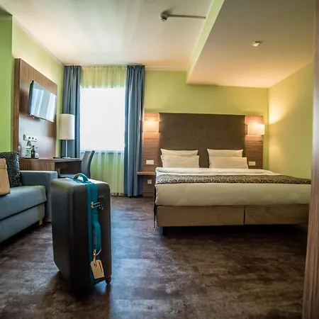 Citycentre, Sure Collection By Western Hotel Ratisbona