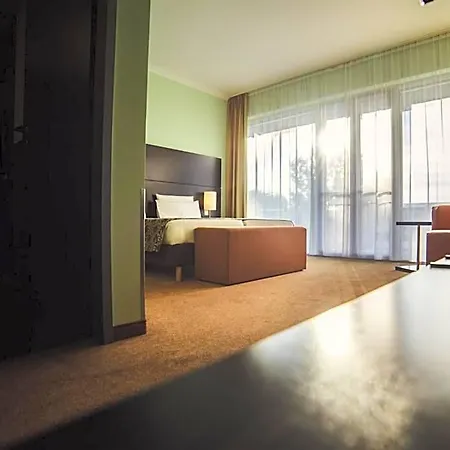 Citycentre, Sure Collection By Western Hotel Ratisbona