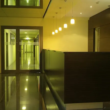 Citycentre, Sure Collection By Western Hotel Ratisbona
