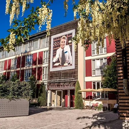 Citycentre, Sure Collection By Western Hotel Ratisbona