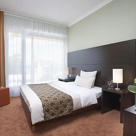 Citycentre, Sure Collection By Western Ratisbona