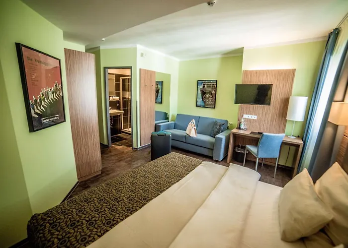 Citycentre, Sure Collection By Western 3* Ratyzbona