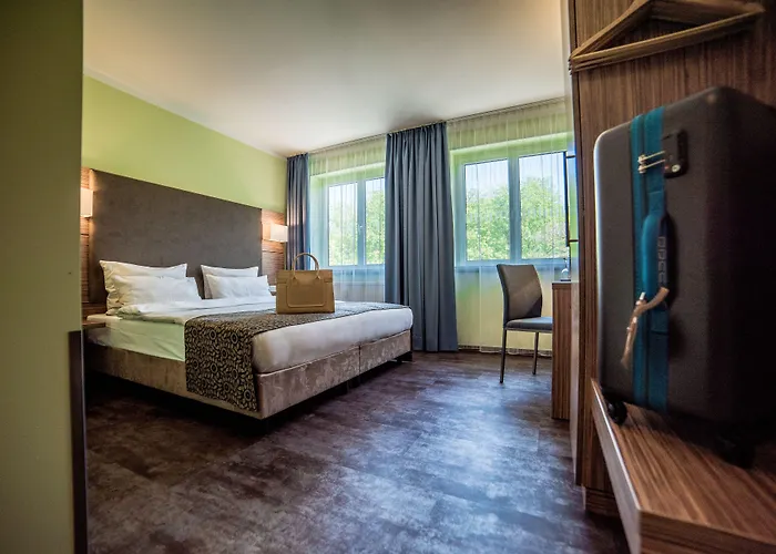 Citycentre, Sure Collection By Western 3* Ratyzbona