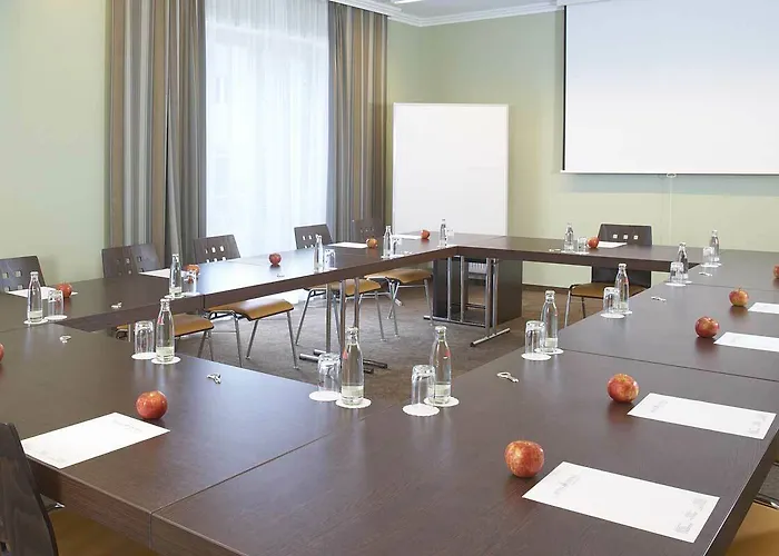 Citycentre, Sure Collection By Western 3* Ratyzbona